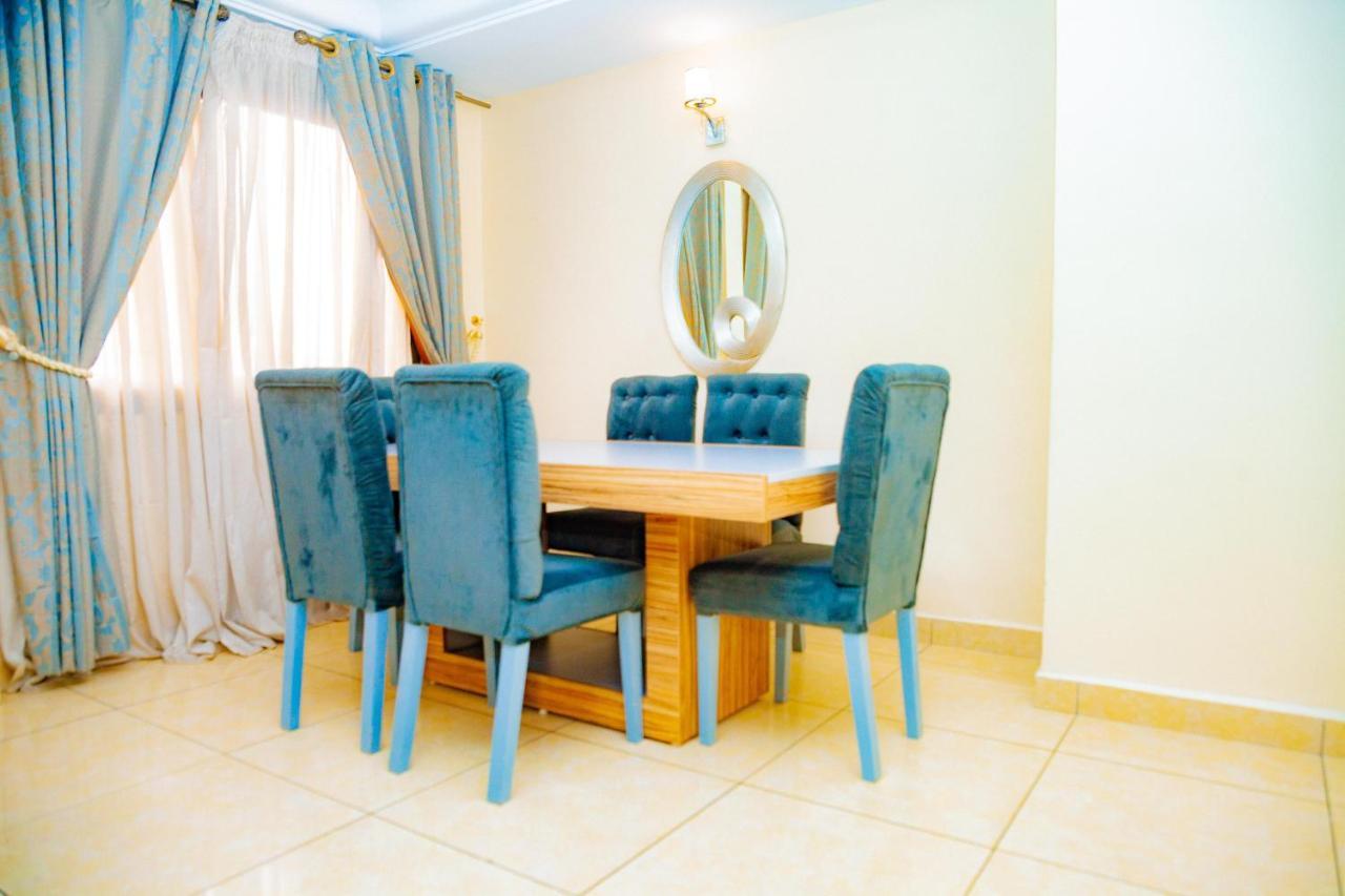Loumia Premium Bonapriso Appartement Douala Buitenkant foto