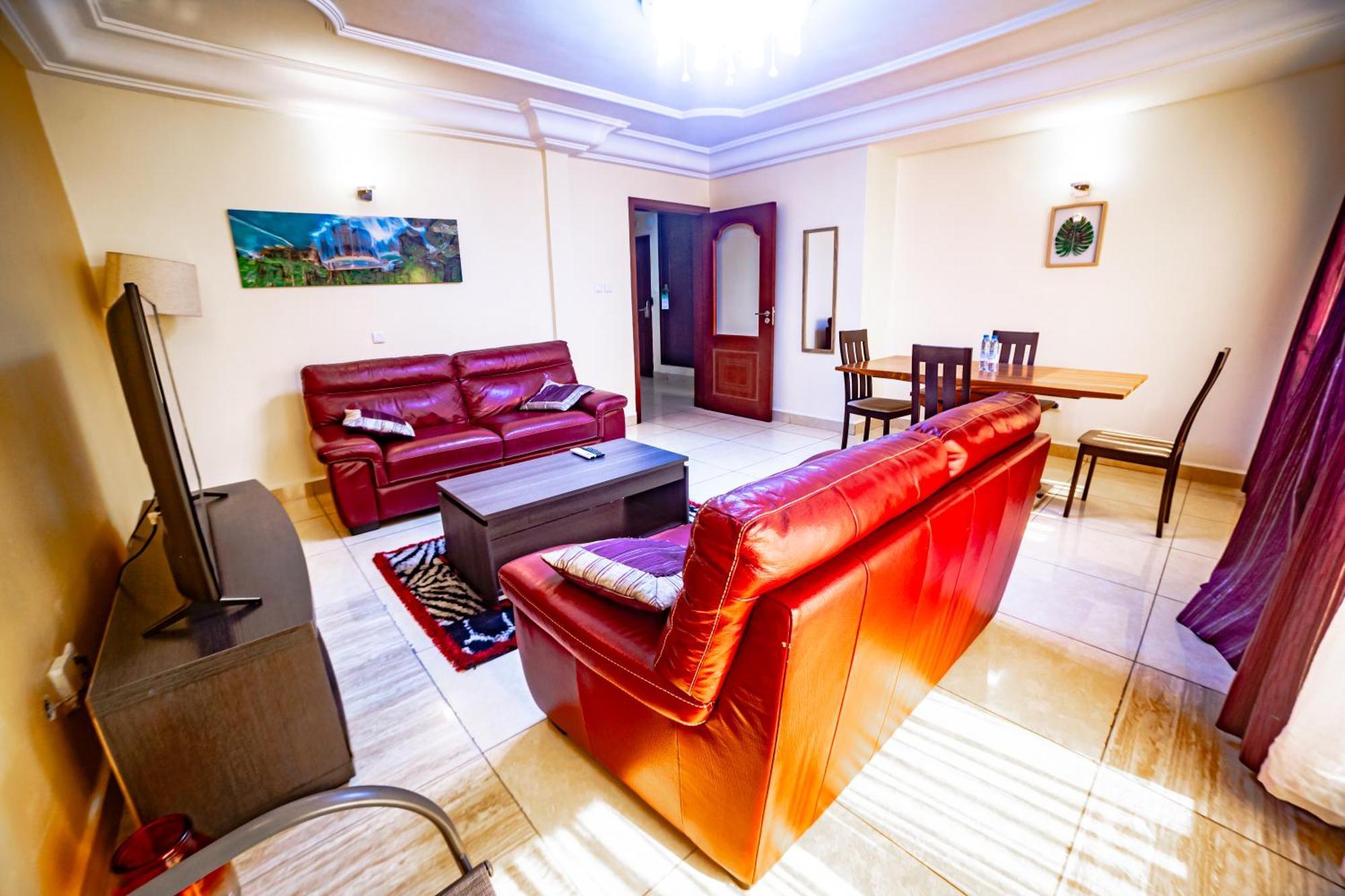 Loumia Premium Bonapriso Appartement Douala Buitenkant foto
